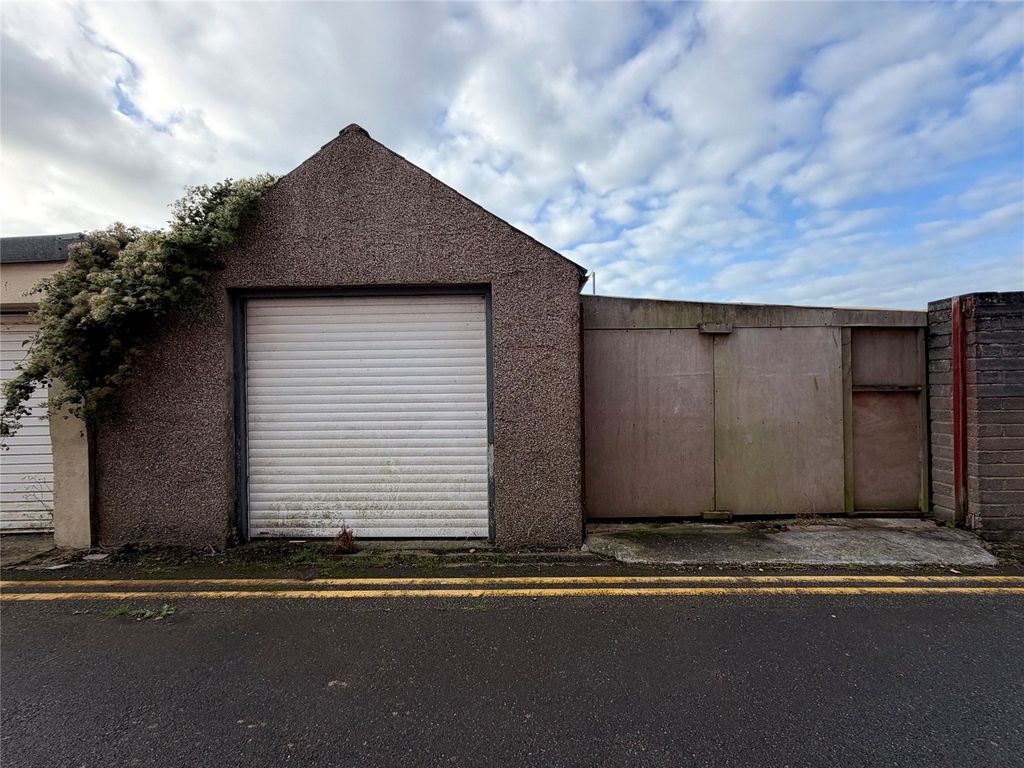 Property photo 2 of 7 Picture No. 07