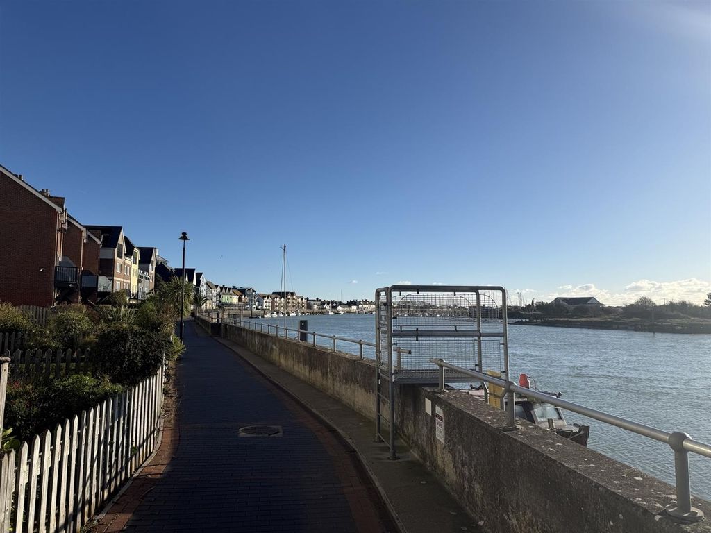 Property photo 3 of 22 Mq23.Jpeg