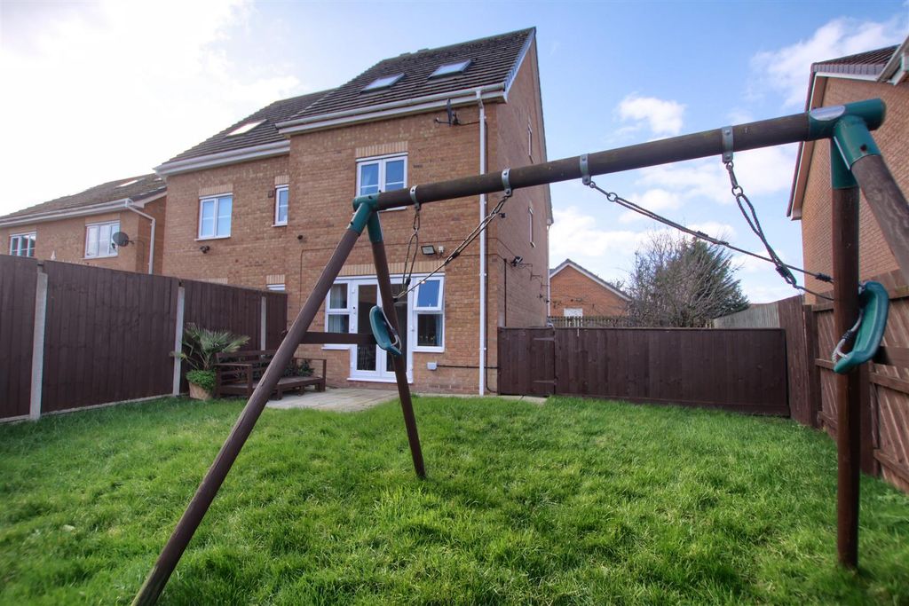 Property photo 2 of 15 hd2.Jpg