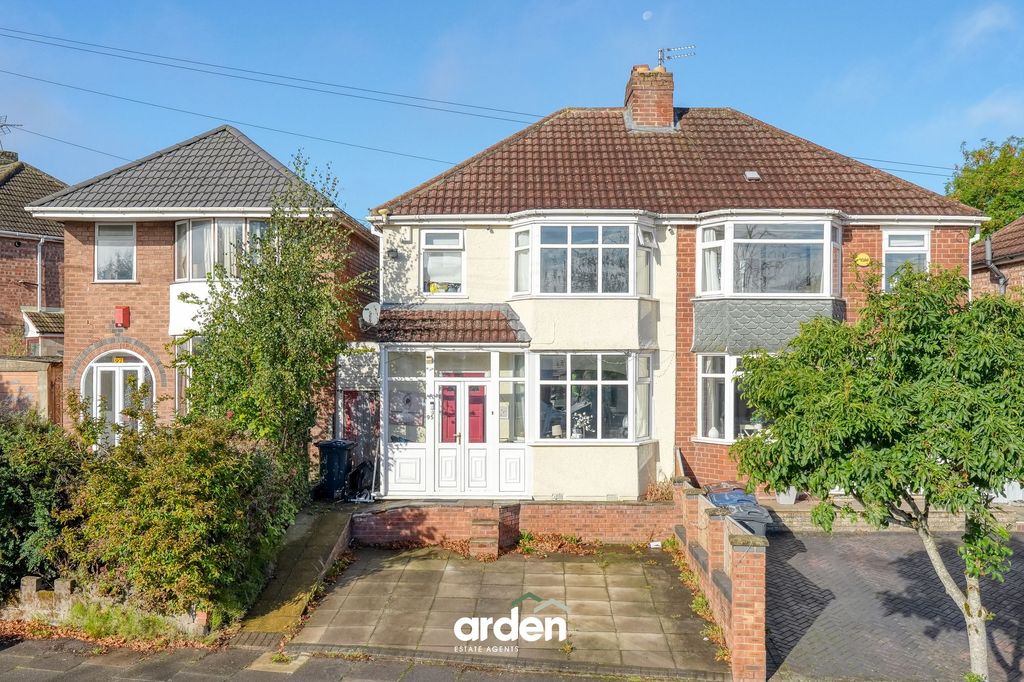 Property photo 1 of 11