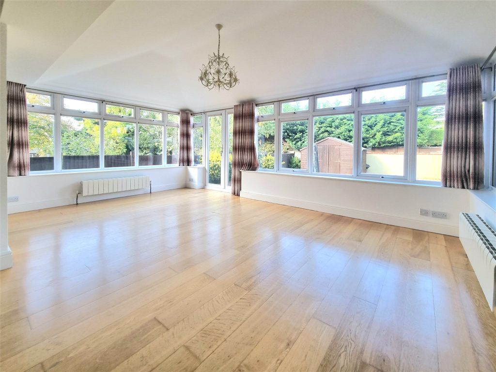 Property photo 2 of 12 Picture No. 10