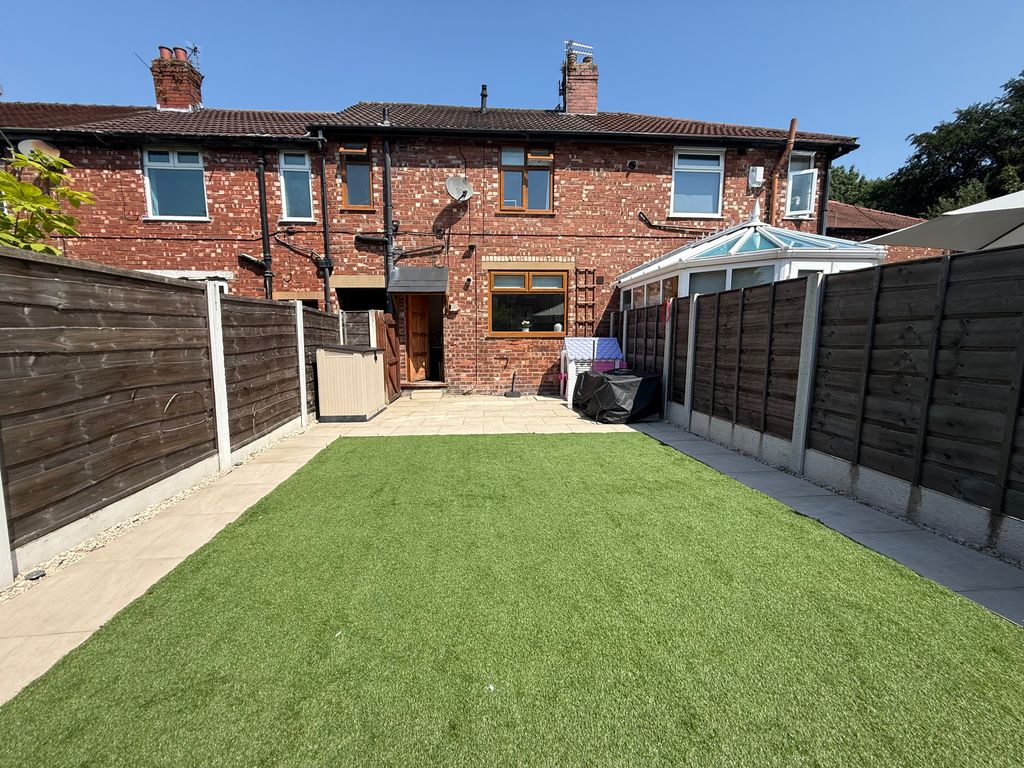 Property photo 3 of 14 Img_3991