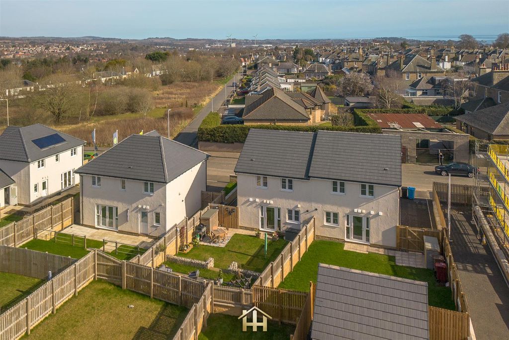 Additional image 21 of 3 bed semi-detached house for saleMains Loan, Dundee DD4