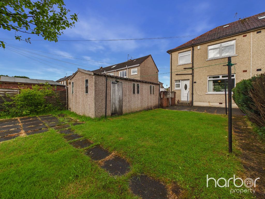 Property photo 3 of 18 5157555