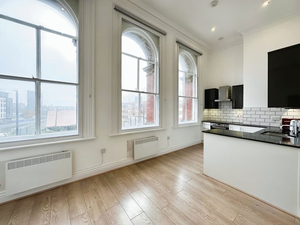 Property photo 1 of 9 Picture No. 04