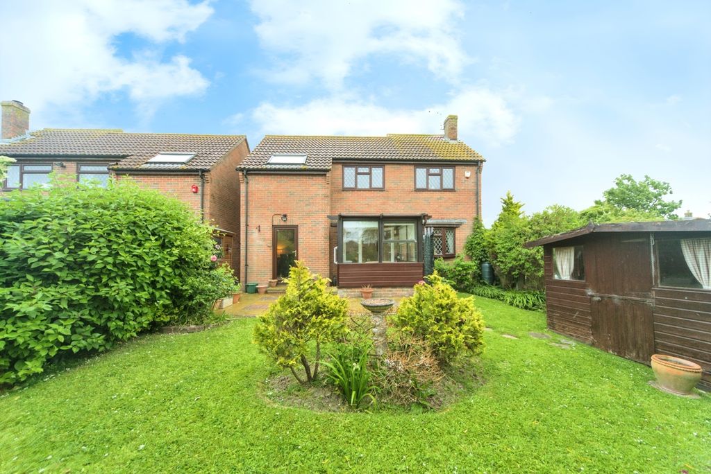 Property photo 3 of 16 Photo