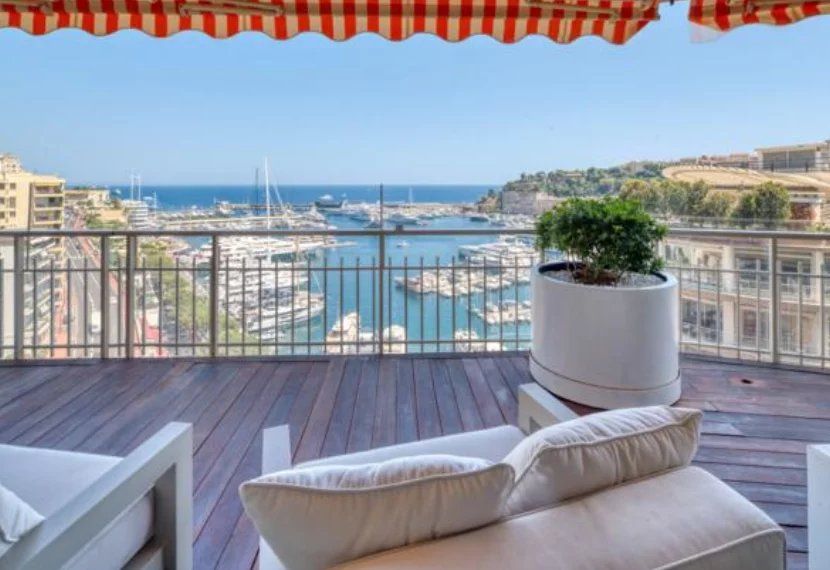 Property photo 2 of 9