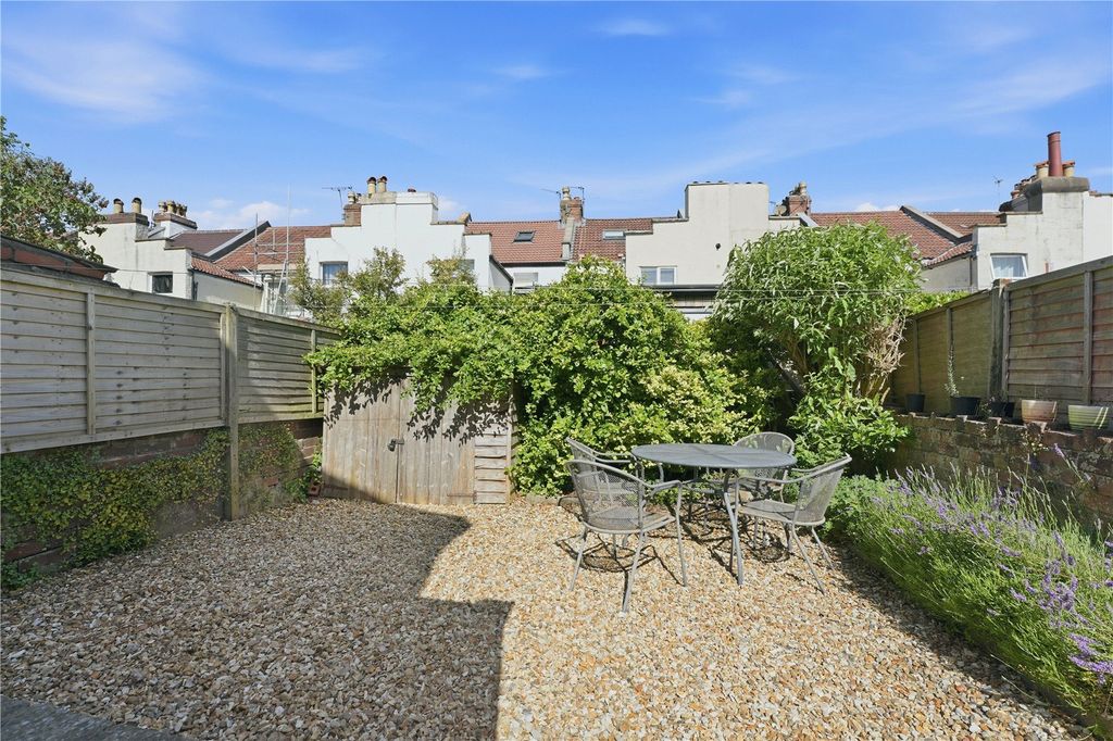 Property photo 2 of 30 Picture No. 30
