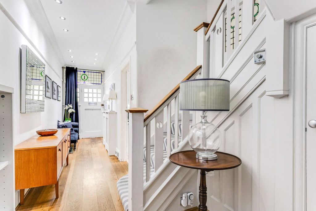 Property photo 3 of 12 Picture No. 17