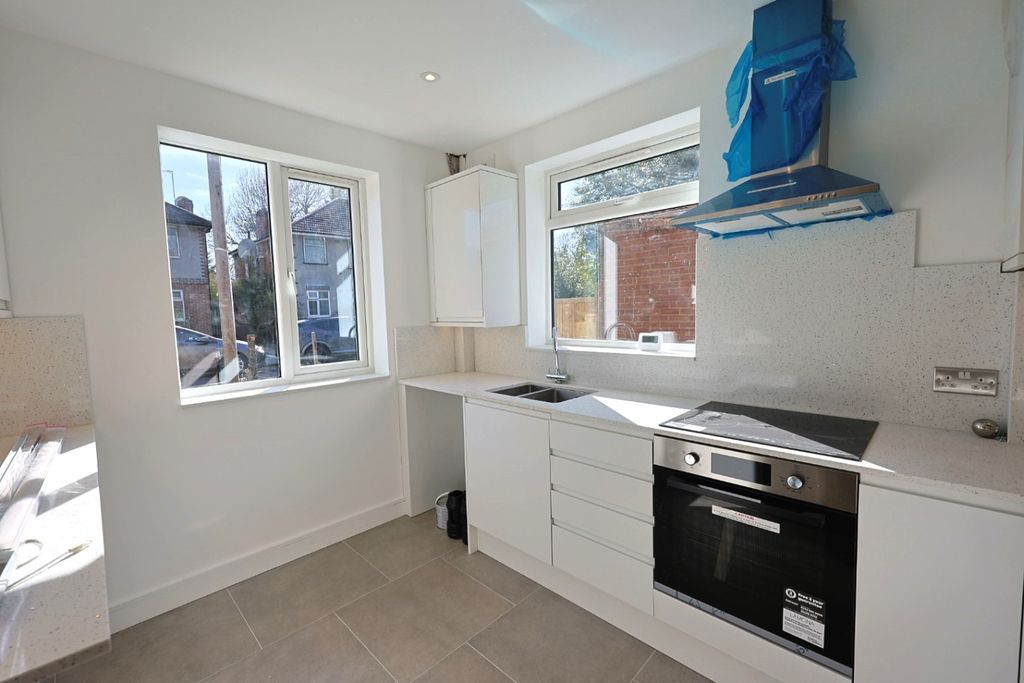 Property photo 2 of 9 4110303
