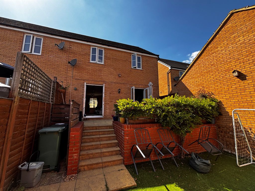 Property photo 2 of 3