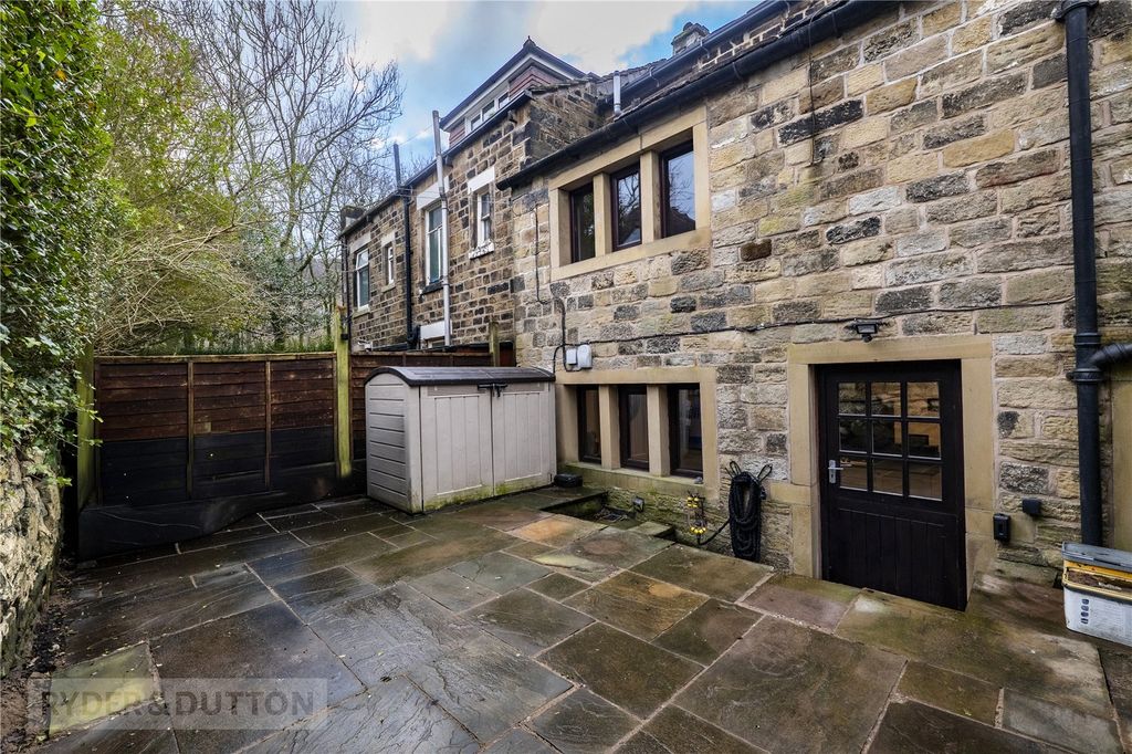 Property photo 2 of 21 Rear Garden