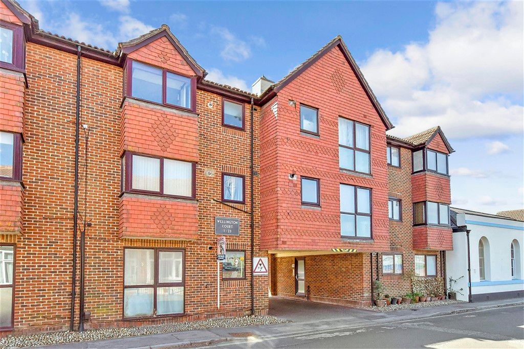 Property photo 3 of 6 External (Web)