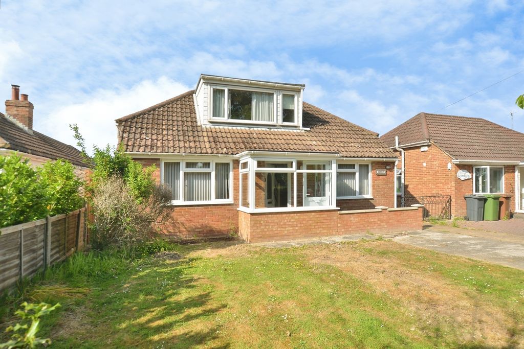 Property photo 2 of 16 Front