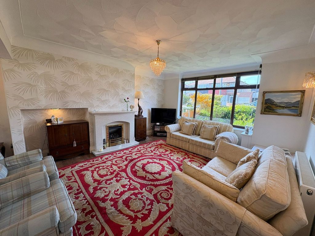 Property photo 2 of 37