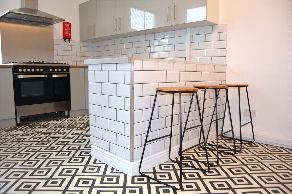 Property photo 3 of 16 Picture No. 42