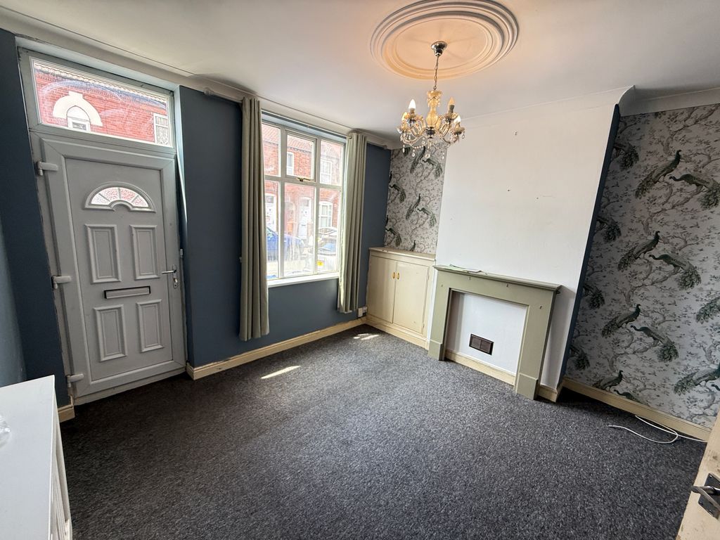 Property photo 2 of 9