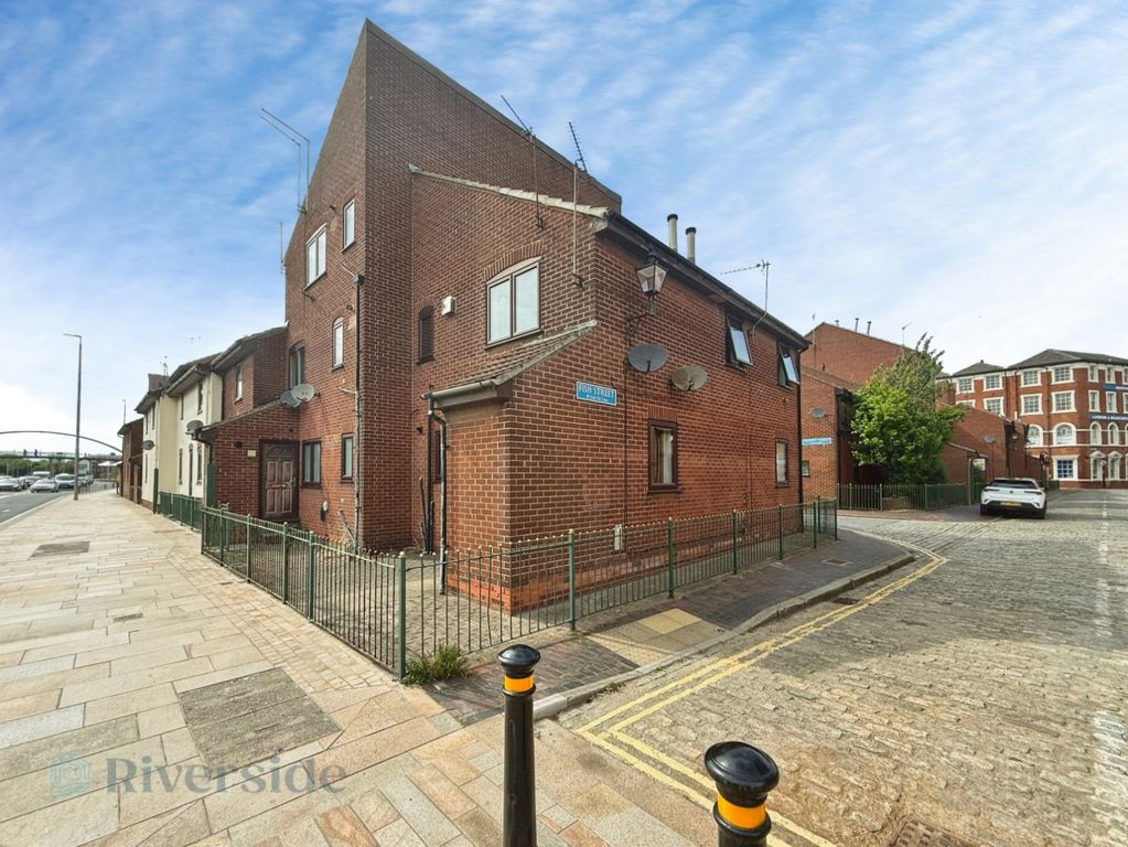 Property photo 1 of 8