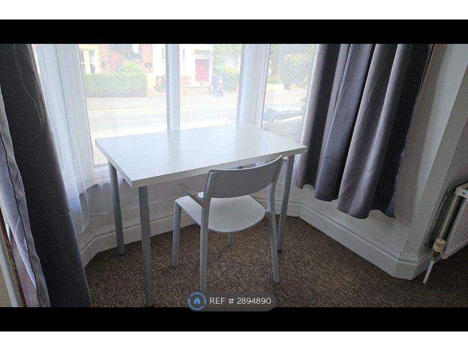 Property photo 2 of 11