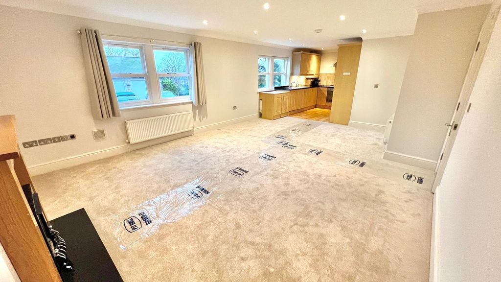 Property photo 2 of 19 Picture No. 03