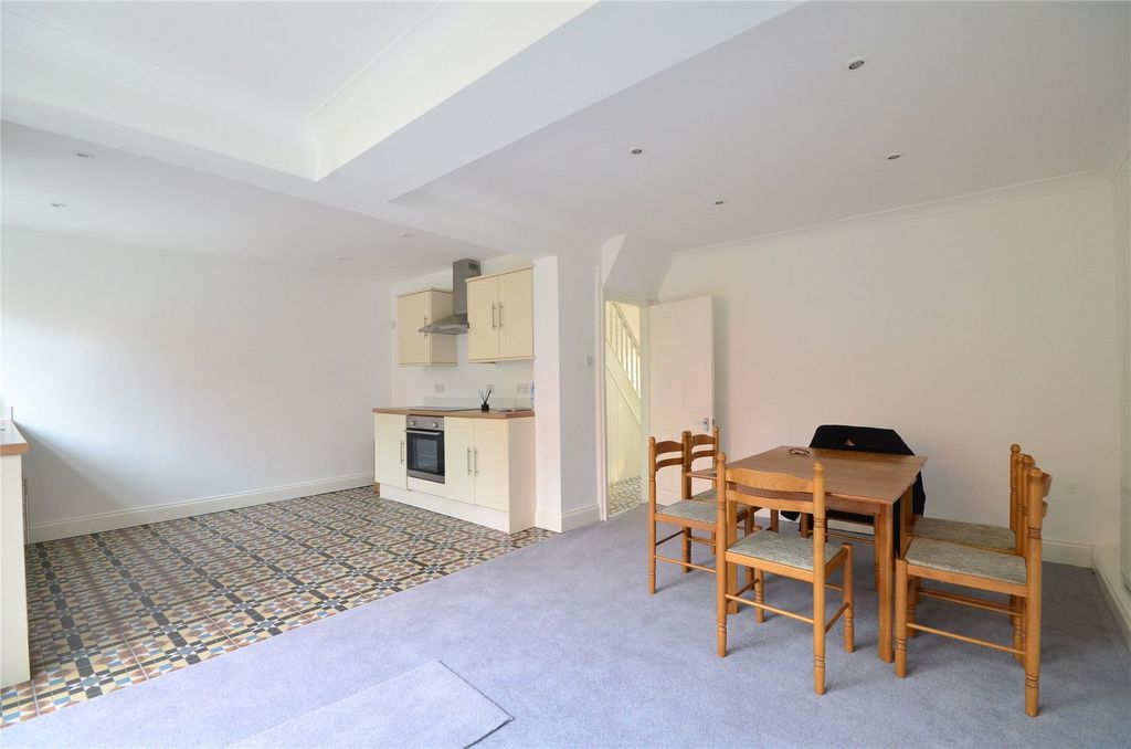 Property photo 2 of 18 Kitchen/Diner