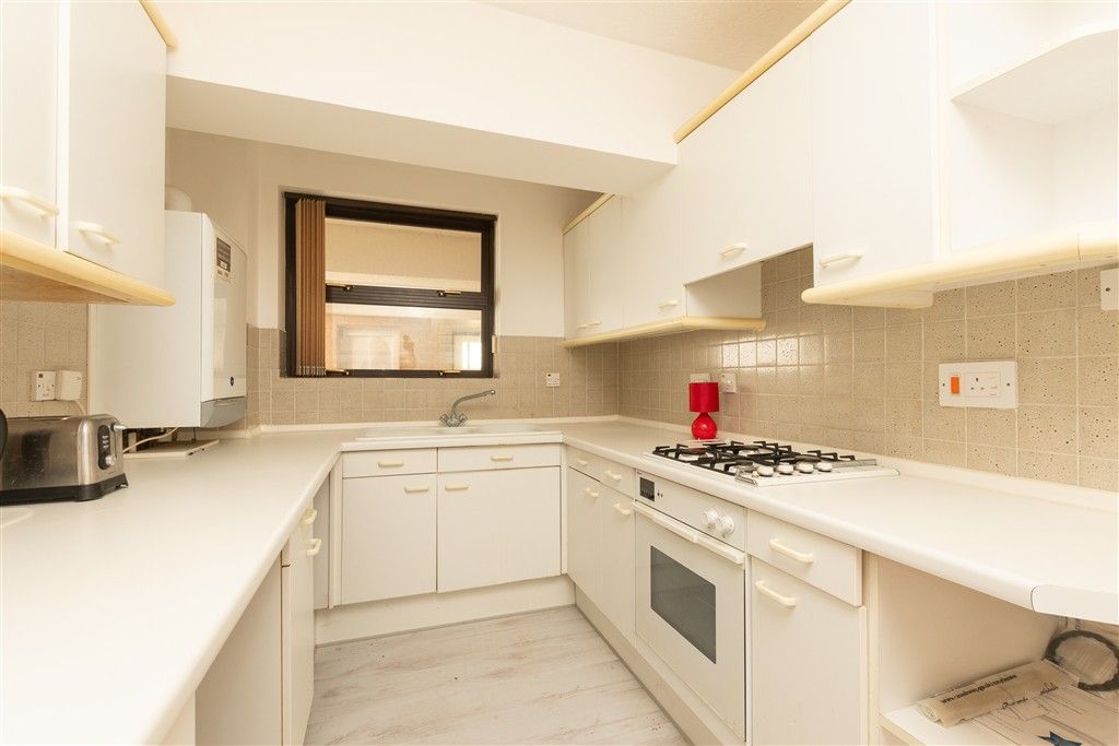 Property photo 3 of 13 Kitchen