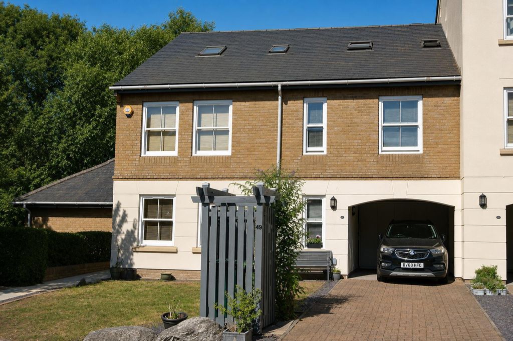Property photo 1 of 23 Front