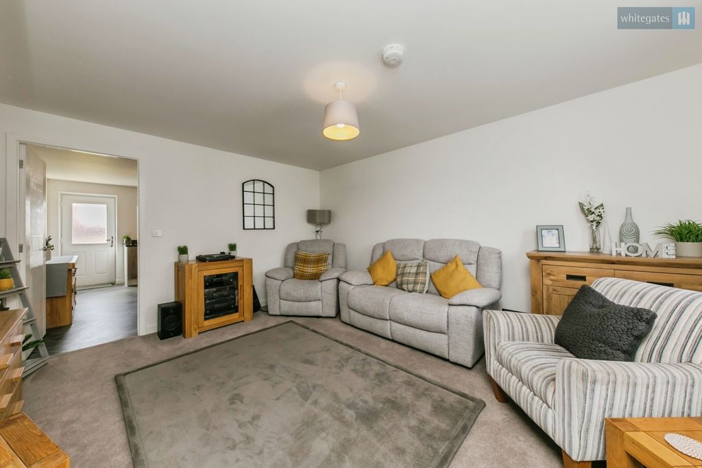 Property photo 2 of 14 Pbox-Img.Jpg