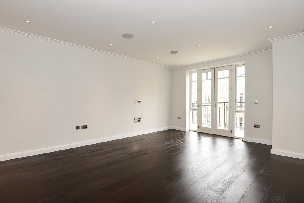 Property photo 2 of 7 163735 (1)