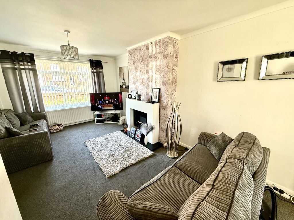 Property photo 2 of 6 Img_7876