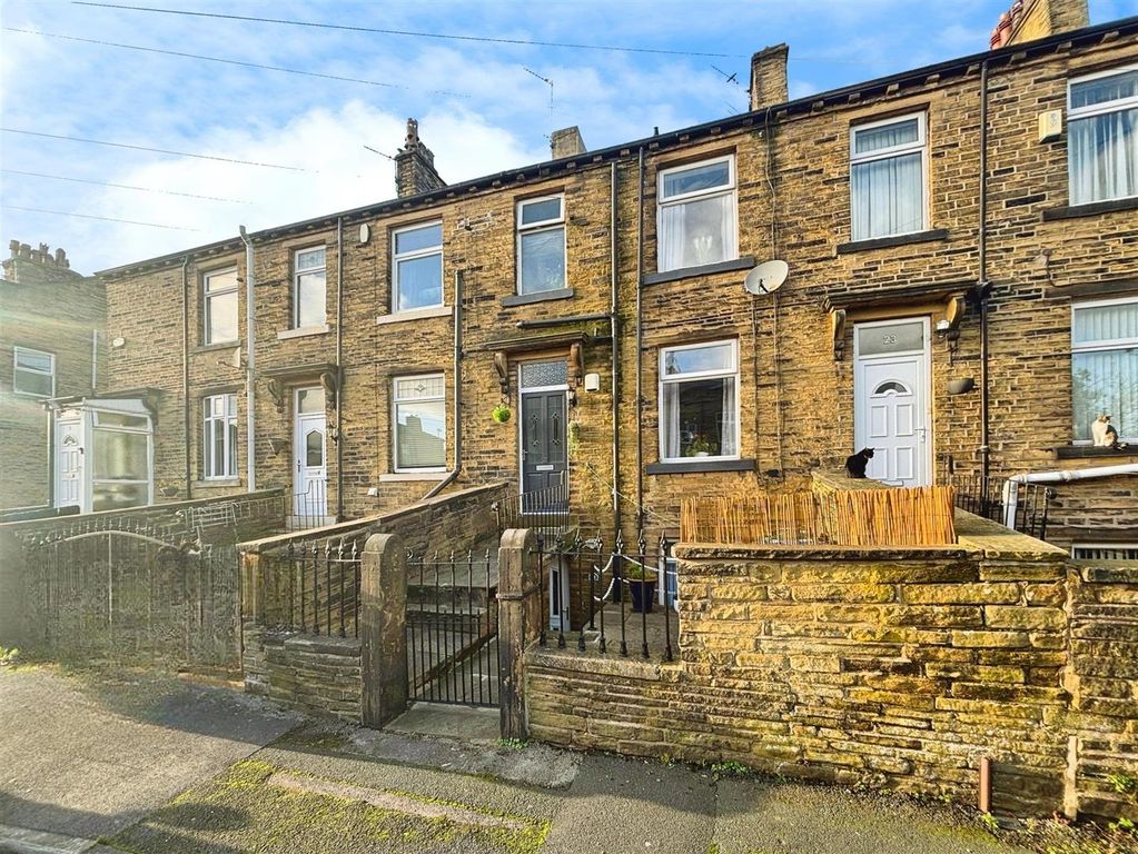 Property photo 1 of 13 Front External