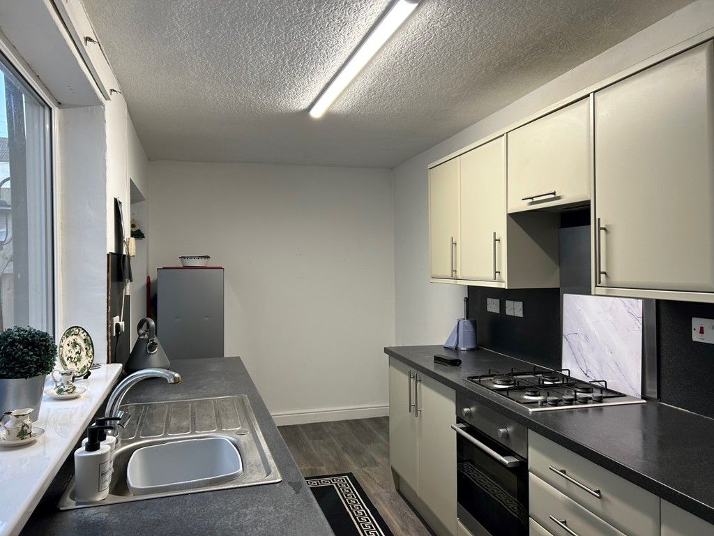 Property photo 3 of 5 Photo 3