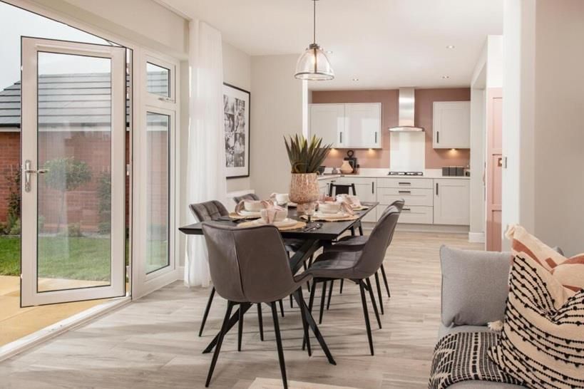 Property photo 2 of 10 Dining Cutler.Jpg