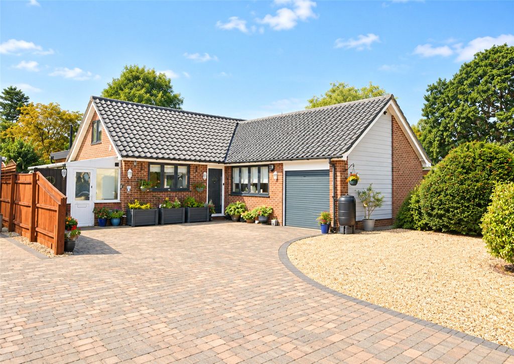 Property photo 1 of 18 Picture No. 05