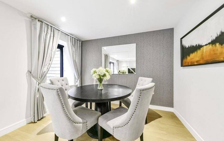 Property photo 3 of 9 3.Jpg