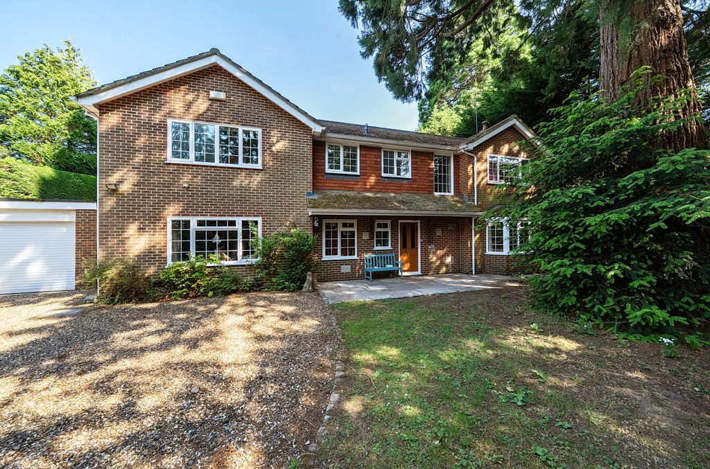 Property photo 1 of 39 1480743-39-6A3566...