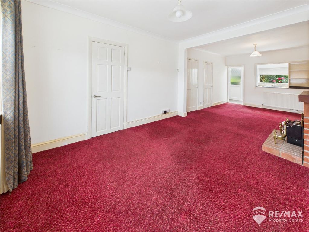 Property photo 3 of 21 Cam02842G0-Pr0220-Still004.Jpg