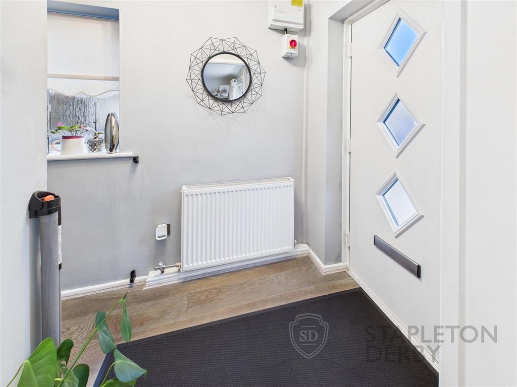 Property photo 2 of 23 Cam04720G0-Pr0159-Still021.Jpg