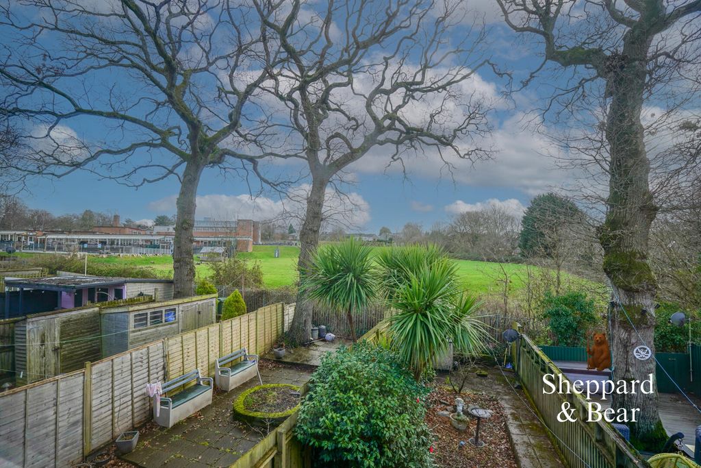 Property photo 2 of 21 Dsc01862 Copy.Jpg