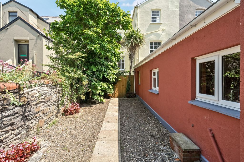 Property photo 3 of 22 1476790-4-6A395E8E8858A