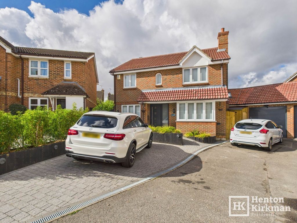 Property photo 1 of 33