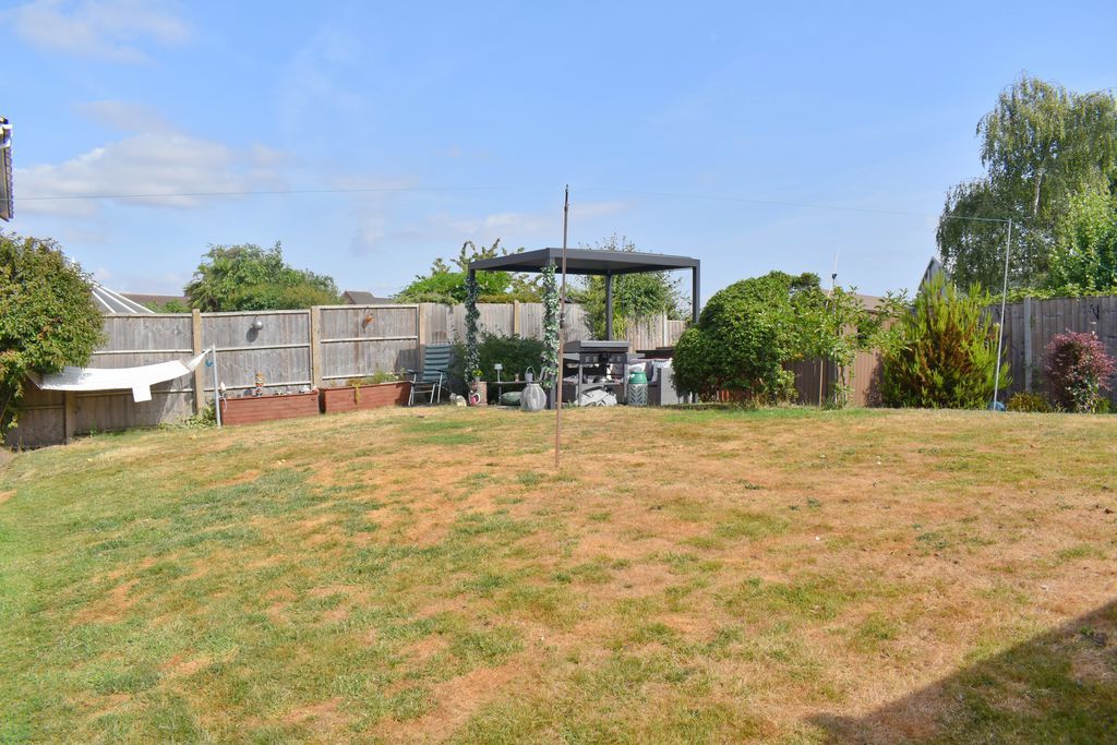 Property photo 3 of 19 Photo 4