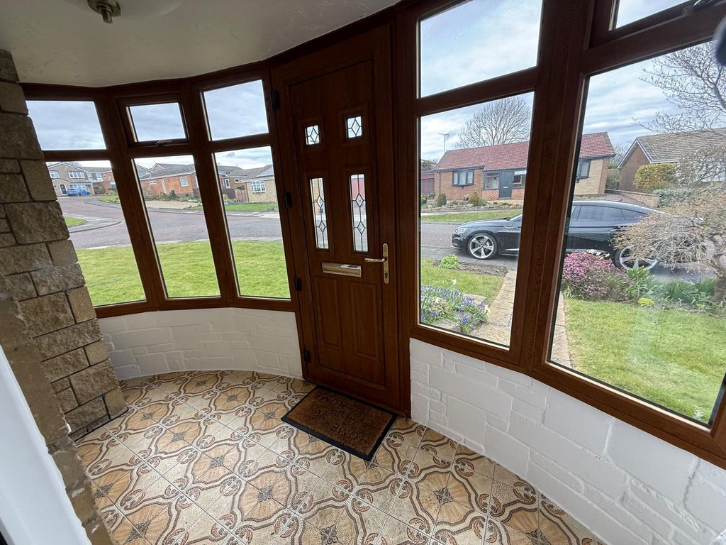 Property photo 2 of 19 Porch