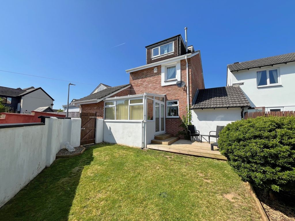 Property photo 2 of 24