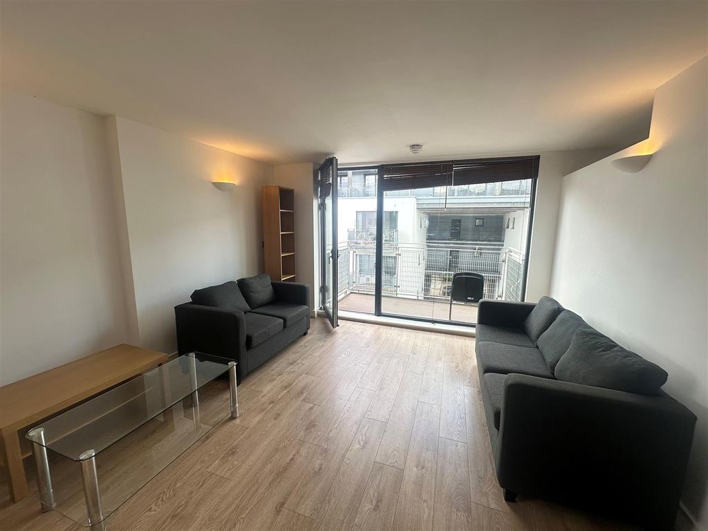 Property photo 3 of 7