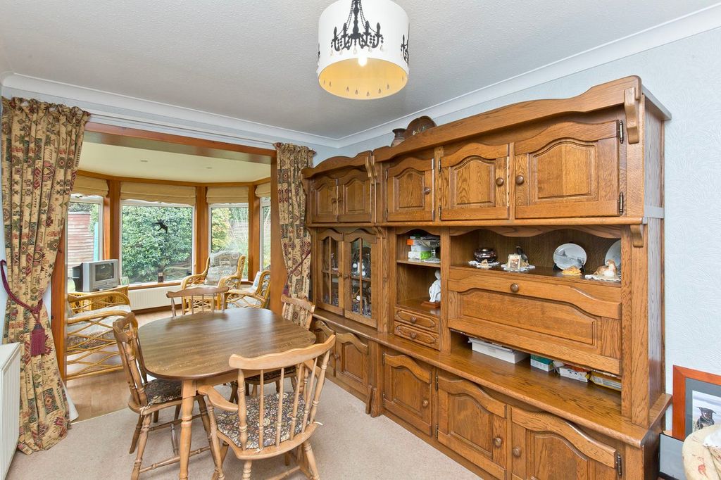 Property photo 3 of 15