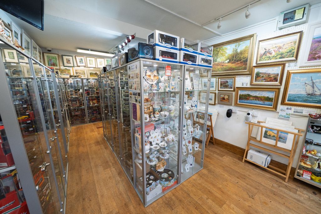 Property photo 2 of 5