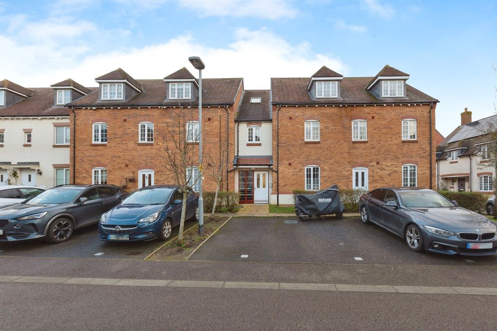 Property photo 1 of 10