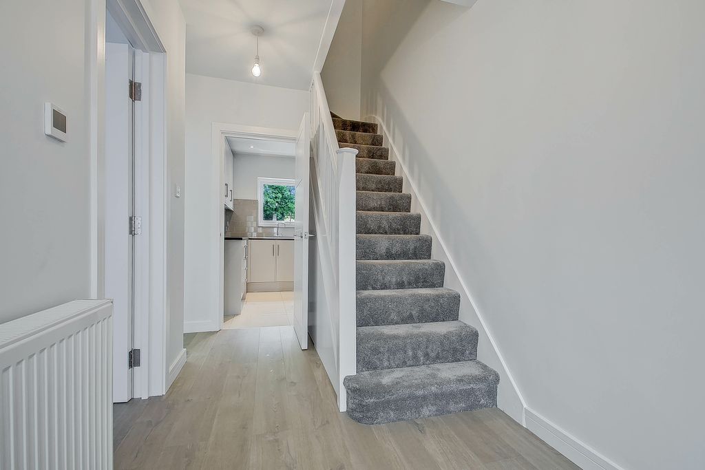 Additional image 5 of 3 bed terraced house for saleElton Avenue, Greenford UB6