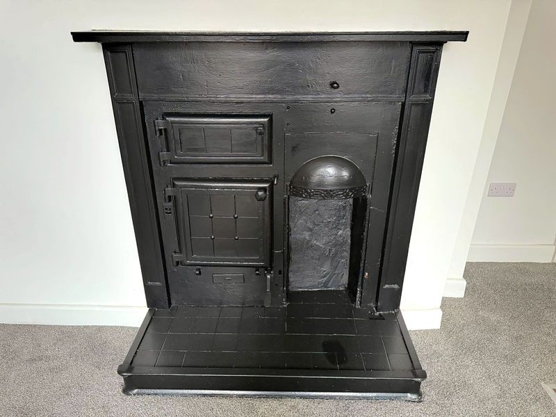 Property photo 3 of 7 Original Fireplace